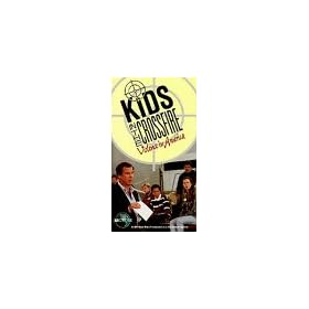 Kids in Crossfire: Violence in America [VHS] [Import]
