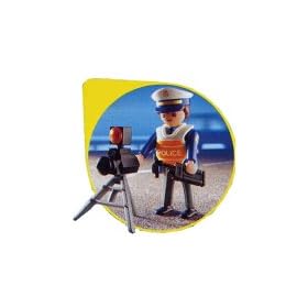 �v���C���[�r�� �X�y�V���� ��ʉۂ̌x�@�� 4900