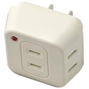 【クリックでお店のこの商品のページへ】ヤザワ 雷サージ付トリプルタップ3コ口白 STT153W