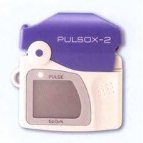 【クリックで詳細表示】酸素飽和度モニタ【PULSOX-2】： ホーム＆キッチン
