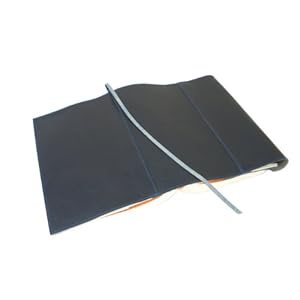 【クリックで詳細表示】piccino ピッチーノ ブックカバーA5版単行本サイズ国産 革イタリアンナッパ A80NL カスターニョ(ダークチョコ)