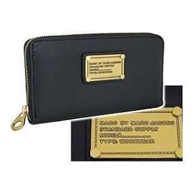 ���[ ����l�C�I Marc by Marc Jacobs ( �}�[�N �o�C �}�[�N �W�F�C�R�u�X)�� ���E���h�t�@�X�i�[ �����z�@�J���F�@�u���b�N