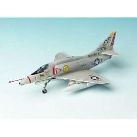 1/144 A-4E �X�J�C�z�[�N �gVMA-211 Wake Island Avengers �h (2�@�Z�b�g)