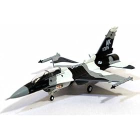 1/200 F-16D �A�����J��R 18TH AGRS �u�u���[�t�H�N�V�[�Y�vAK375 �u�A�[ (6320)