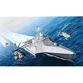 1/700 ���p�A�����J�C�R ���C��퓬�� �R���i�h LCS-4