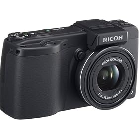 RICOH �f�W�^���J���� GX200 �{�f�B GX200