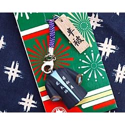 【クリックで詳細表示】今年もドドーン！と、花火屋さんの夏の夜に咲く花火根付(はっぴ)： 家電・カメラ