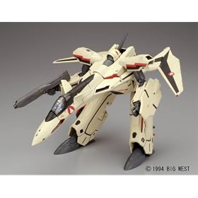 �}�N���X�v���X 1/60 ���S�ό`�� YF-19