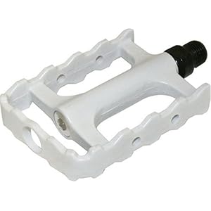 【クリックでお店のこの商品のページへ】VP VP-197ペダル ホワイト