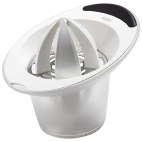 OXO �V�g���X�W���[�T�[1107480
