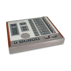 M-AUDIO GarageBand��pMIDI�R���g���[���T�[�t�F�X iControl MICONTROL