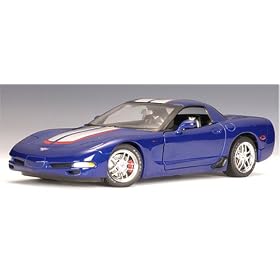1/18 CHEVROLET CORVETTE Z06 COMMEMORATIVE EDITION 2004 ( METALLIC BLUE W / STRIPE )