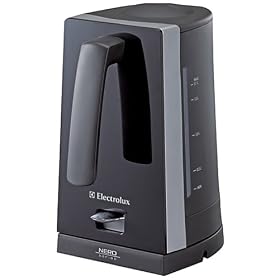 Electrolux NERO �R�[�h���X�d�C�P�g�� 1.7L EEK4000