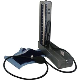 FOMED �f�X�N�^���⌌���v FC-110ST NC �X�J�C�u���[