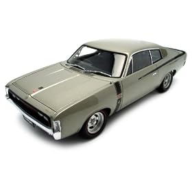 1/18 �N���C�X���[ �`���[�W���[ E49 (�V���o�[) B4 (715064)