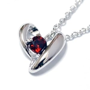 【クリックで詳細表示】1月誕生石ガーネット ハートネックレス(ケース付き) Moonlit doll