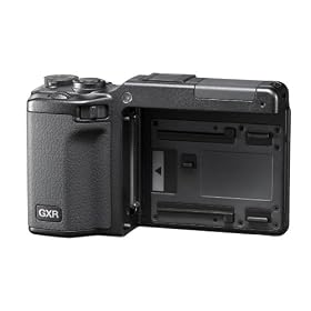 RICOH �f�W�^���J���� GXR �{�f�B