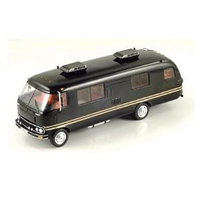 PLANEX �_�b�W�E�g���o�R JPS�`�[�����[�^�[�z�[�� (JPS Team Lotus Travco Motorhome) LOT-SM-JPSMH