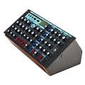 ��Moog��Minimoog Voyager Rack Mount Edition Version 3�����[�O �w���s�A���i�x