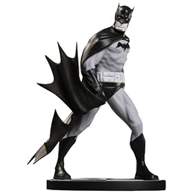 Batman - Mini Statue: Black & White (By Dustin Nguyen)