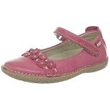 Noël Cella, Chaussures basses filles
