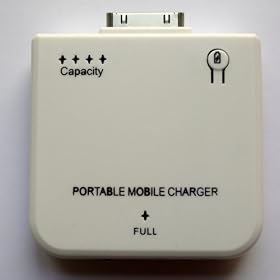 �G�}�[�W�F���V�[�o�b�e���[ iPhone / iPod�p���`�E���C�I���o�b�e���[�g�я[�d�d�r