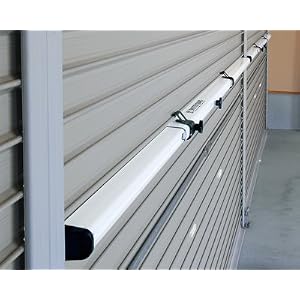 【クリックで詳細表示】沢田防災技研 シャッターガード(1.4～2m) ホワイト SG-140W