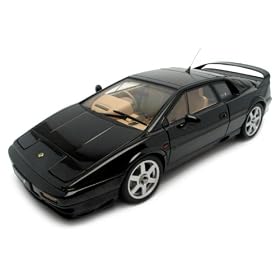 AUTOart 1/18 �X�g���[�g�V���[�Y ���[�^�X �G�X�v�� V8 (�u���b�N)