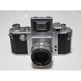 FUJIFILM �f�W�^���J���� FinePix F550EXR 1600����f EXR CMOS �L�p24mm ���w15�{ �t��HD �p�m���}�B�e