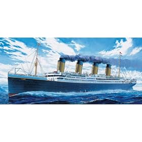 1/700 �^�C�^�j�b�N R.M.S. TITANIC ACADEMY