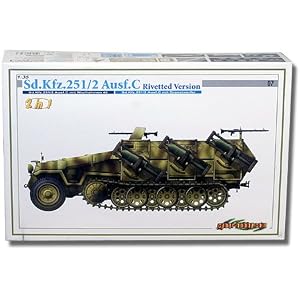 【クリックで詳細表示】1/35 ドイツ軍 Sd.Kfz.251/2 Ausf.C 2in1