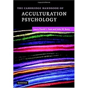 【クリックで詳細表示】The Cambridge Handbook of Acculturation Psychology (Cambridge Handbooks in Psychology) [ハードカバー]