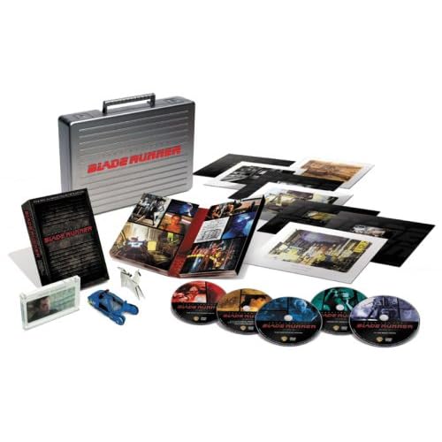 【10,000セット限定生産】『ブレードランナー』製作25周年記念 アルティメット?コレクターズ?エディション?プレミアム(5枚組み) ハリソン・フォード.ルトガー・ハウアー.ショーン・ヤング.ダリル・ハンナ.ジョアンナ・キャシディ.エドワード・ジェームズ・オルモス.ブライオン・ジェームズ.ウィリアム・サンダーソン.,ルトガー・ハウアー,ショーン・ヤング,ダリル・ハンナ,ジョアンナ・キャシディ リドリー・スコット 表紙