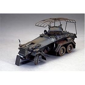【クリックでお店のこの商品のページへ】イタレリ 6445 1/35 ドイツSd.Kfz.232 6輪装甲無線者 ( 内部インテリアパーツ付 )