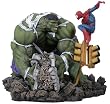 Marvel - Versus Diorama Statue : Hulk vs Spider-Man