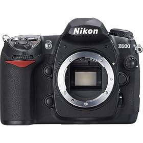 Nikon �f�W�^����჌�t�J���� D200 �{�f�B�{��
