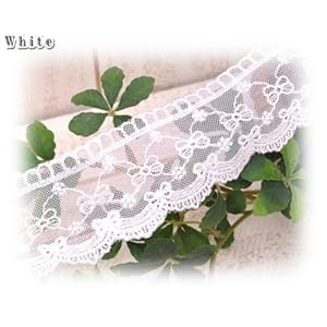 【クリックで詳細表示】アンティークチックな光沢のあるチュールレース14ヤード1反白5.5センチ幅キュートなリボン柄