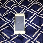 Apple iPhone 5s 32 GB Silver (Unlocked) with Mophie Battery Case