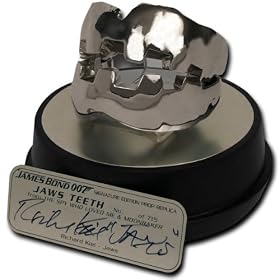 James Bond 007 - 1/1 Scale Prop Replica: Jaws Teeth