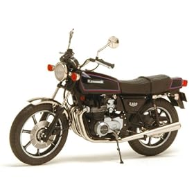 �S�n�v���W�F�N�g 1/18�X�P�[�� KAWASAKI Z400FX #�G�{�j�[(���)