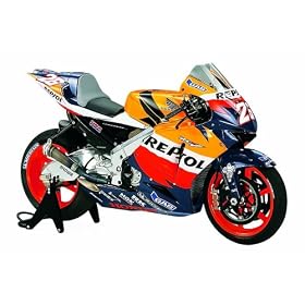 1/12 �I�[�g�o�C�V���[�Y No.106 ���v�\�� Honda RC211V '06 14106