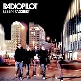 [Music] Leben Passiert