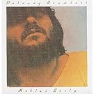 ���[�r�A�X�E�X�g���b�v