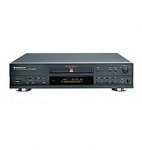 Projektoren: Pioneer PDR 555 CD-Player