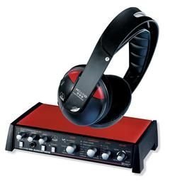 Elektronik und Foto: AKG 999 Audiosphere Digitaler Funk-Surround-Kopfh�rer