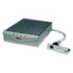 Elektronik und Foto: Axis Communic. StorPoint CD/T E100 CD-ROM Server Fast Ethernet Tower 1xSCSI f�r 7 Laufwerke