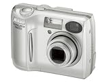 Nikon Coolpix 5600 Digital Camera [5MP, 3 x Optical Zoom]