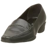 Kenneth Cole Reaction Womens Make Believe Loafer