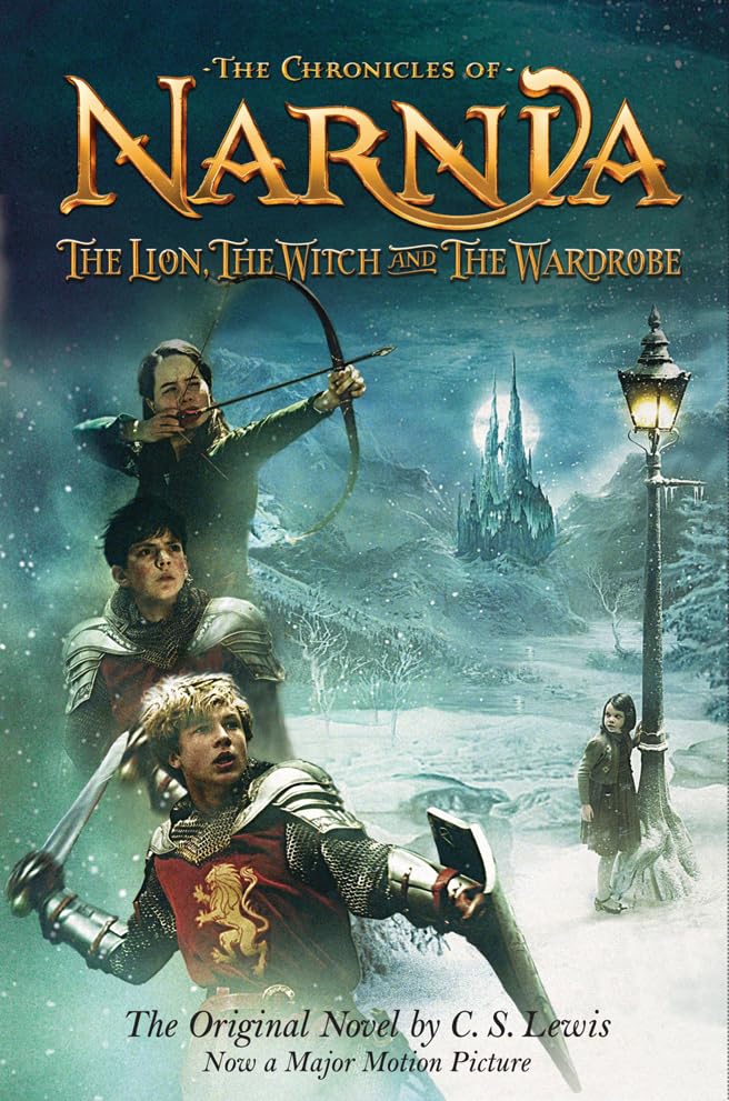 THE CHRONICLES OF NARNIA THE LION, THE WITCH AND THE WARDROBE. Cover