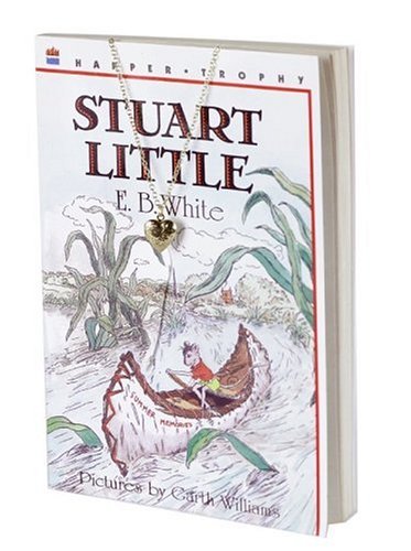 Stuart Little Book and Charm (Charming Classics) Cover